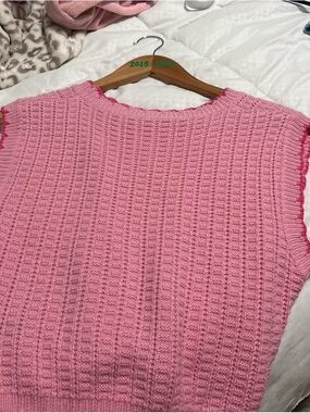 Pink Knit Sleeveless Top - Classic Ribbed Texture